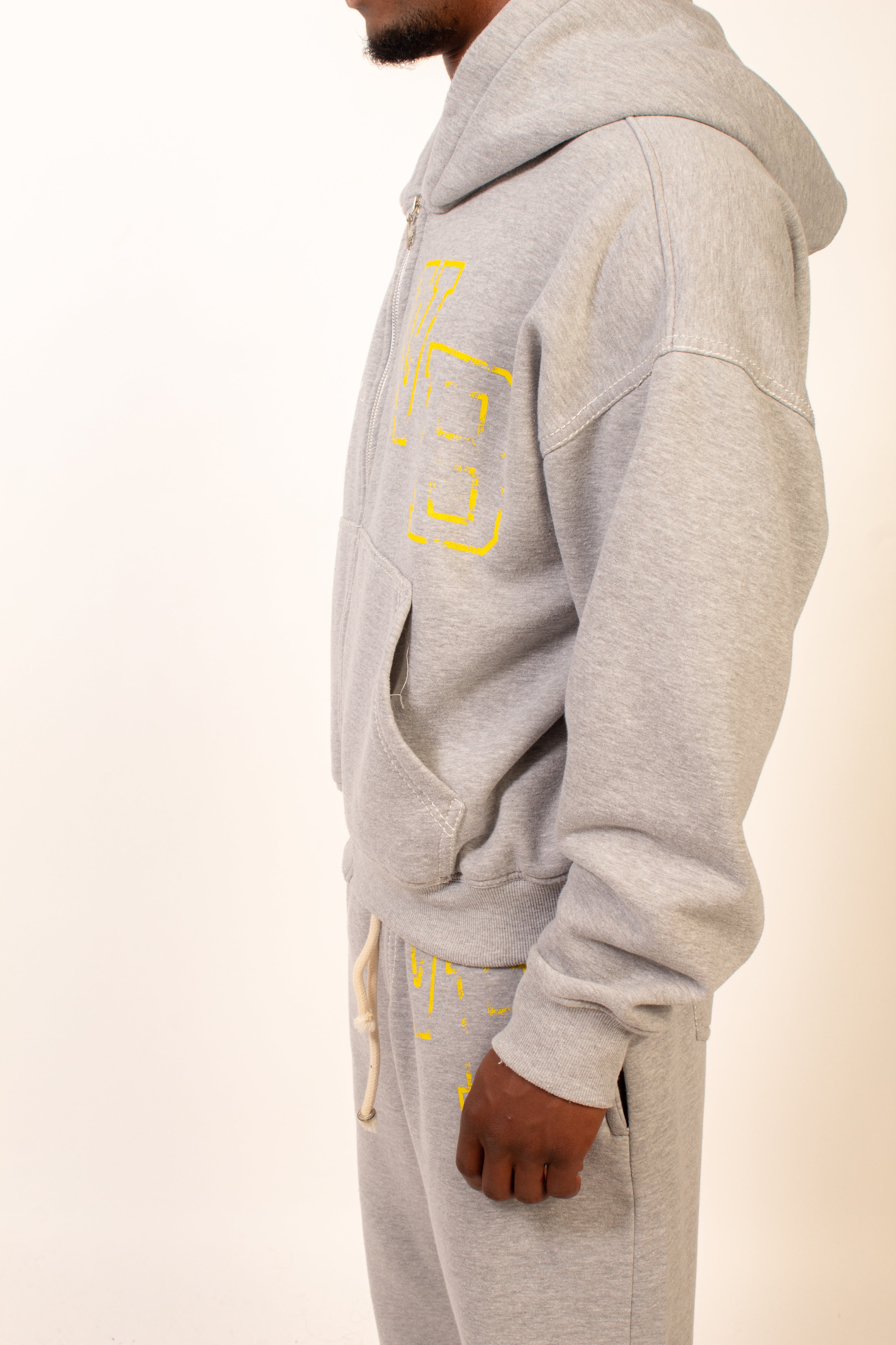 Est 21 Sweatsuit